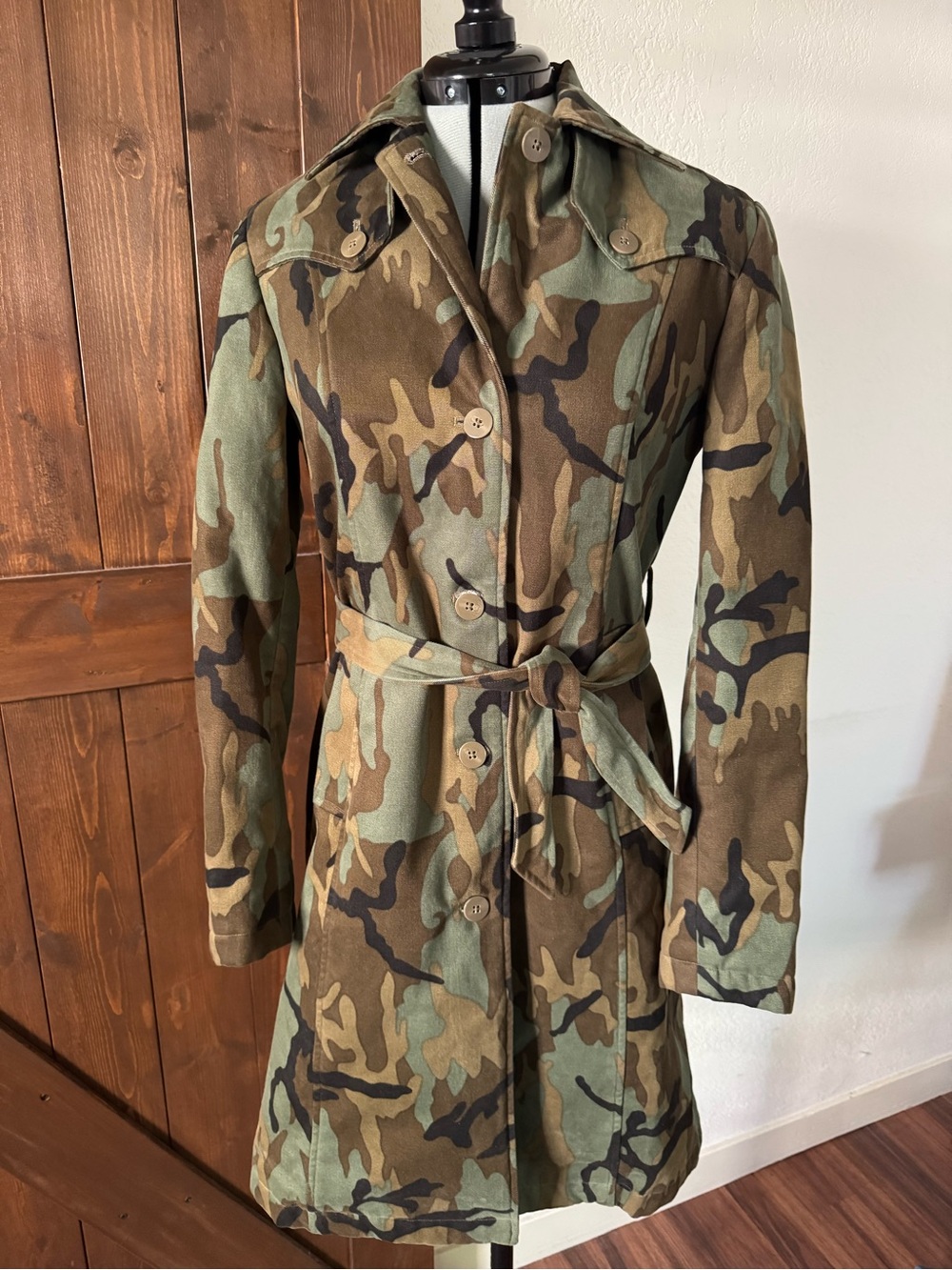 Vintage Esprit Women's Camoflauge Trench Coat in Green, Brown & Black - Picture 3 of 11